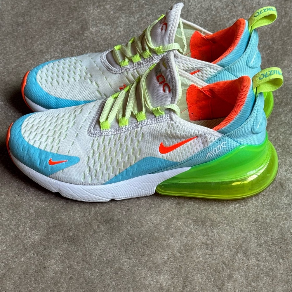 Nike AIR27c Sneakers